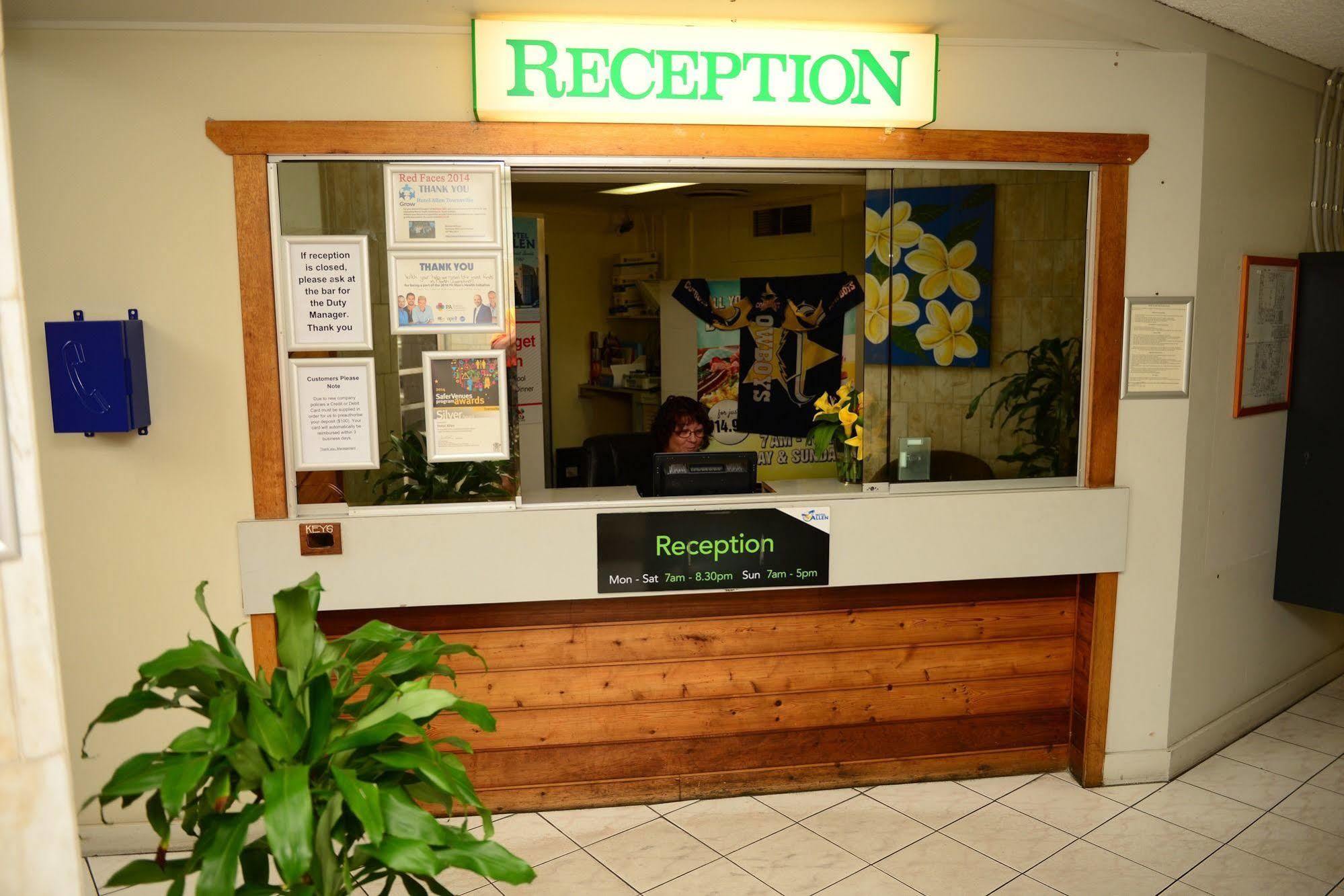 Hotel Allen Townsville Eksteriør billede